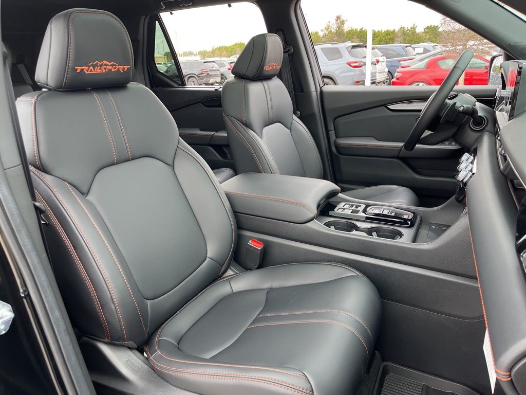 Thumbnail: 2025 Honda Pilot - 32