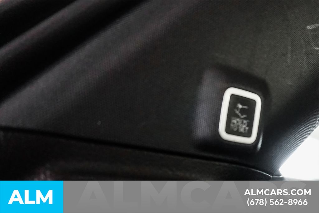 Used 2025 Silver Jeep Altitude image 49