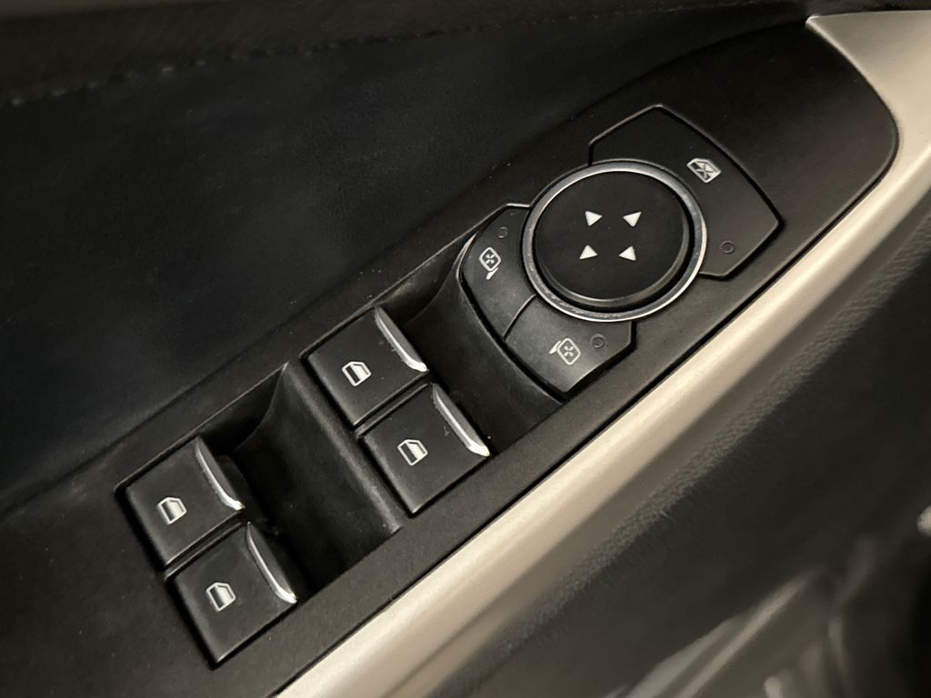 Certified Used 2020 Gray Ford XLT image 16