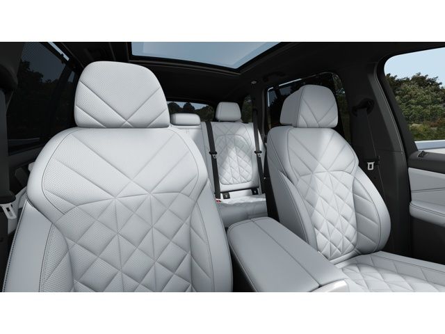 Thumbnail: 2026 BMW X5 - 11