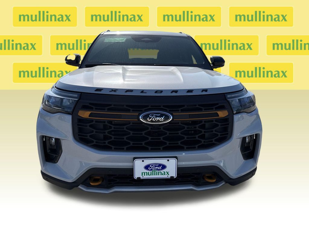 New 2026 White Ford Tremor image 12