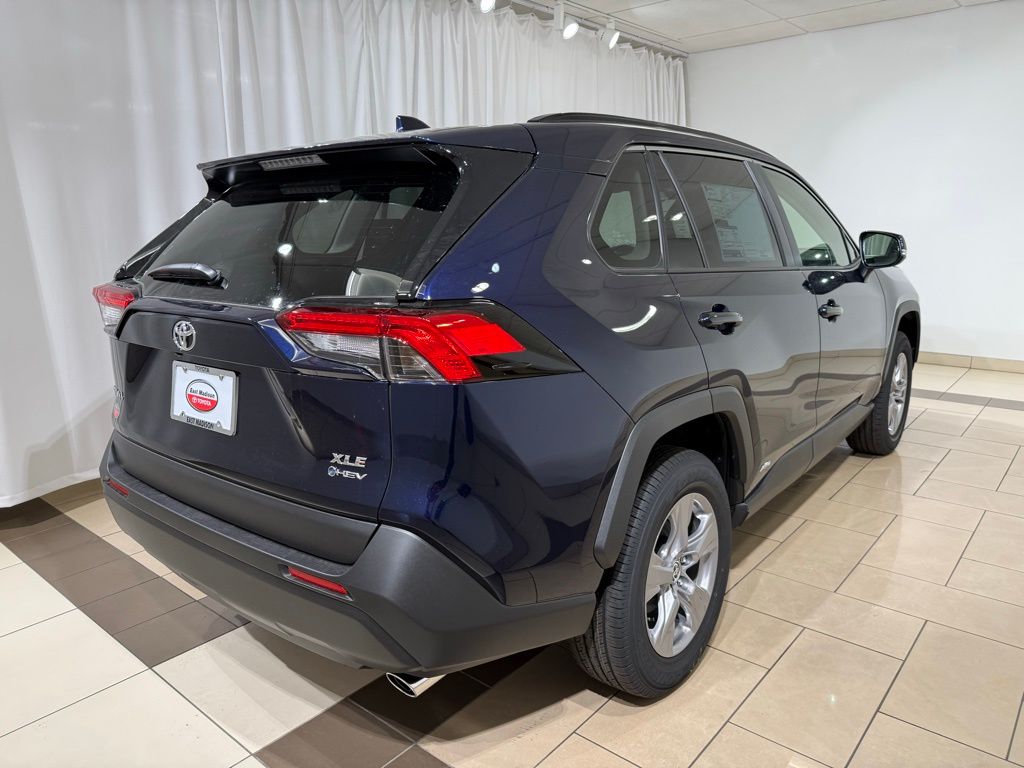 Thumbnail: 2025 Toyota RAV4 - 5