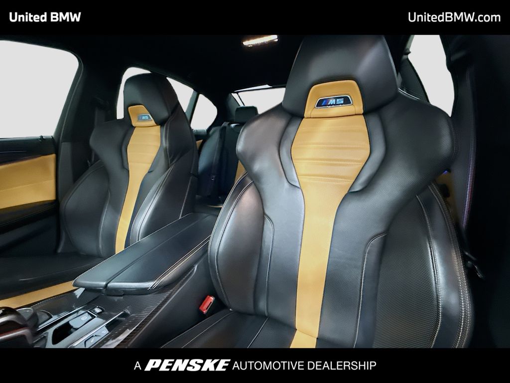 Thumbnail: 2022 BMW M5 - 5