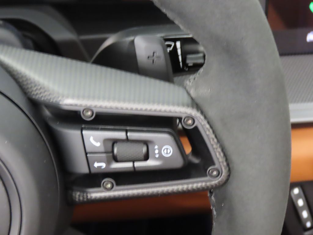 Thumbnail: 2025 Porsche 911 - 29