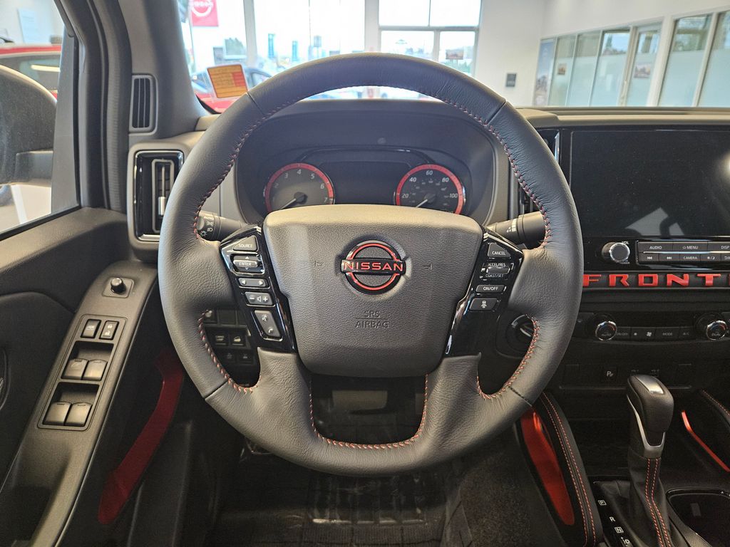 2025 Nissan Frontier PRO-4X