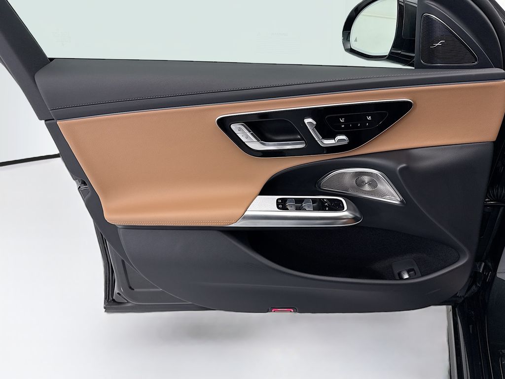 Thumbnail: 2026 Mercedes-Benz E-Class - 23