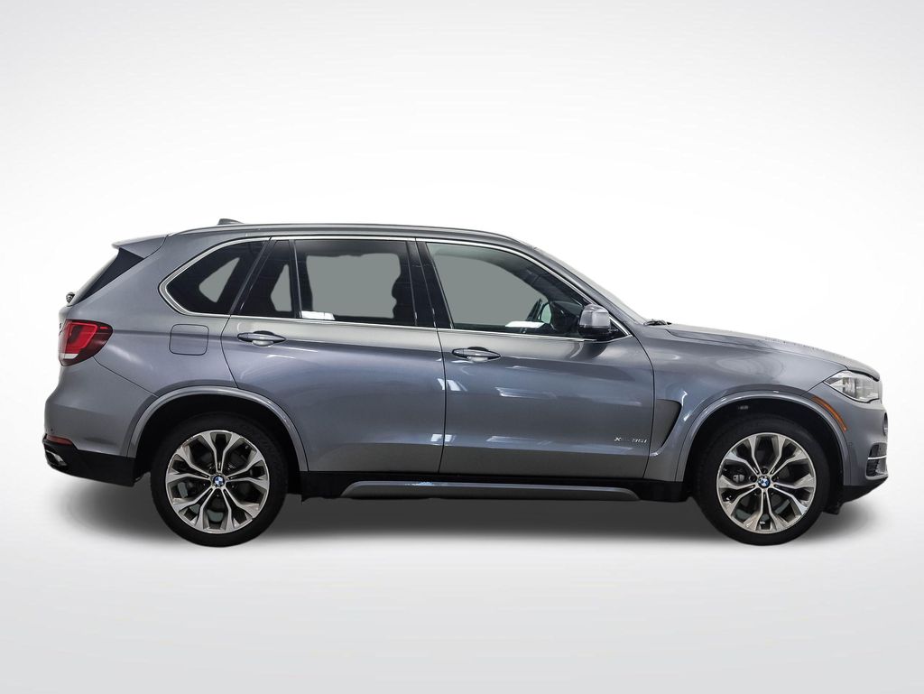 Thumbnail: 2018 BMW X5 - 6
