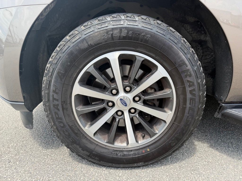 Certified Used 2018 Gray Ford XLT image 8