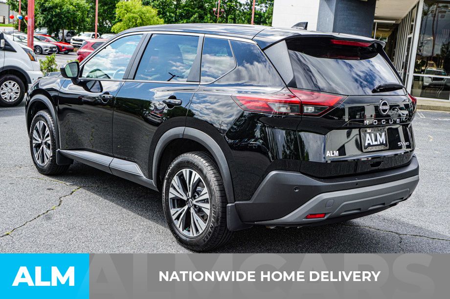 Used 2023 Black Nissan SV image 4