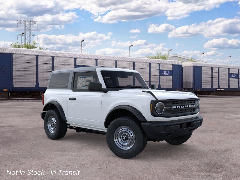 Oxford White 2026 Ford Bronco SUV / Crossover Four-Wheel Drive Automatic