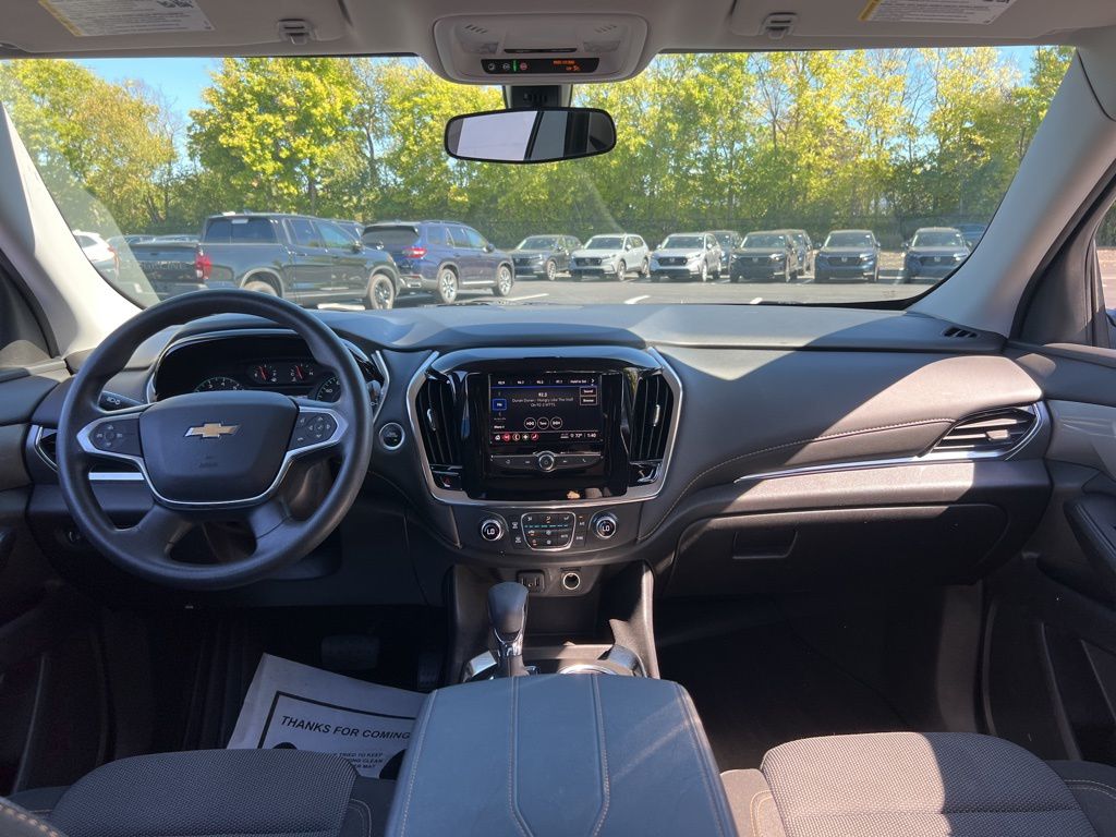 Thumbnail: 2021 Chevrolet Traverse - 11