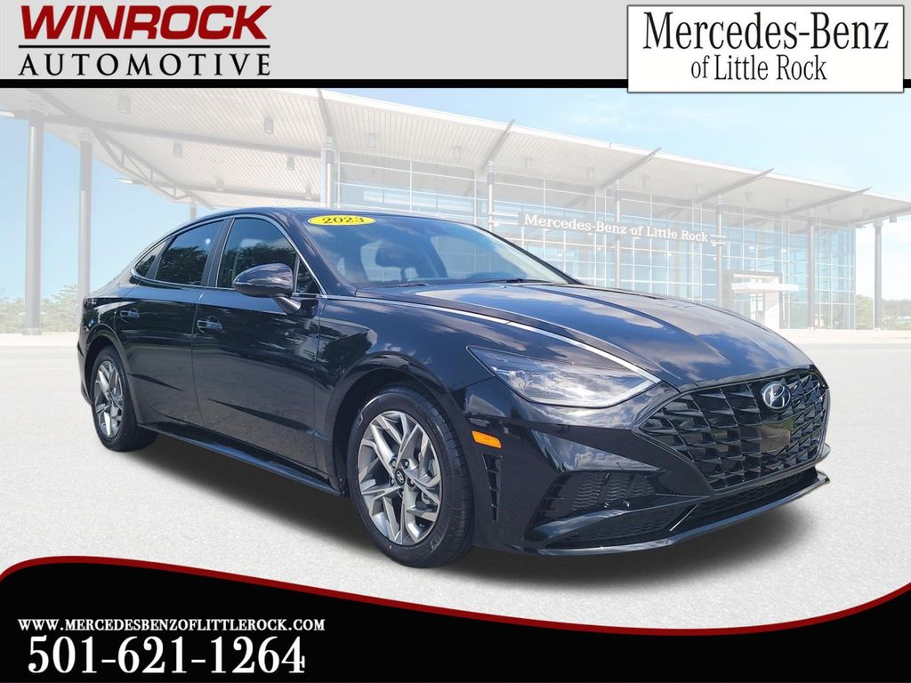 Onyx Black 2023 Hyundai Sonata Sedan Front-Wheel Drive 8-Speed Automatic