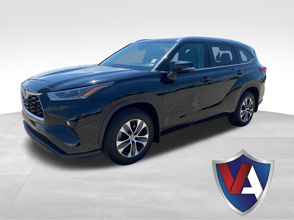 2021 Toyota Highlander XLE AWD
