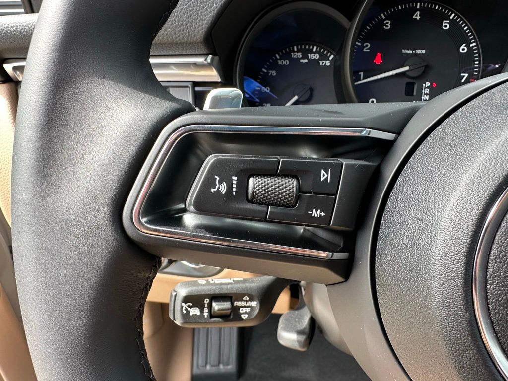 Thumbnail: 2026 Porsche Macan - 18