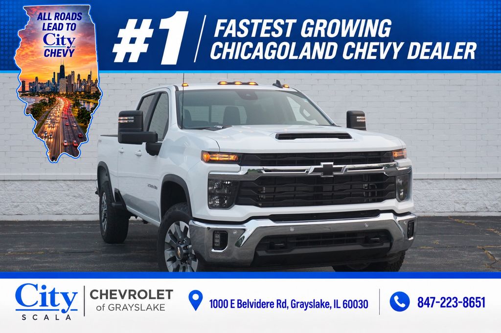 Summit White 2026 Chevrolet Silverado 2500HD Pickup Truck Four-Wheel Drive Automatic