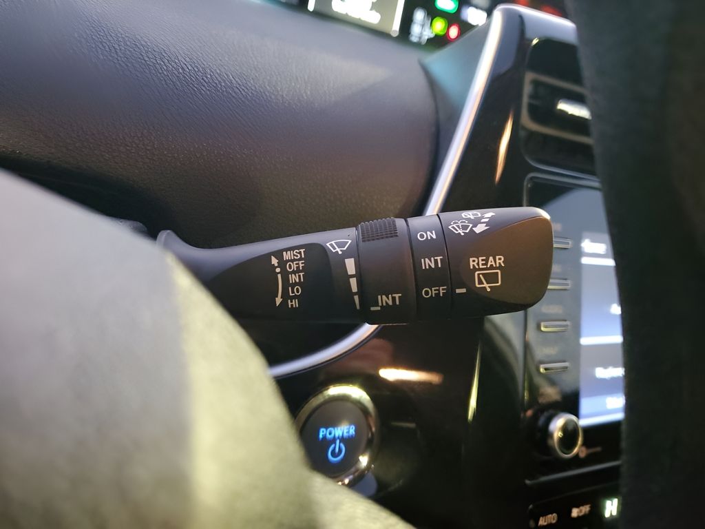 Used Car 2021 Toyota Prius  Le For Sale Under $25,000 In Austin, Texas