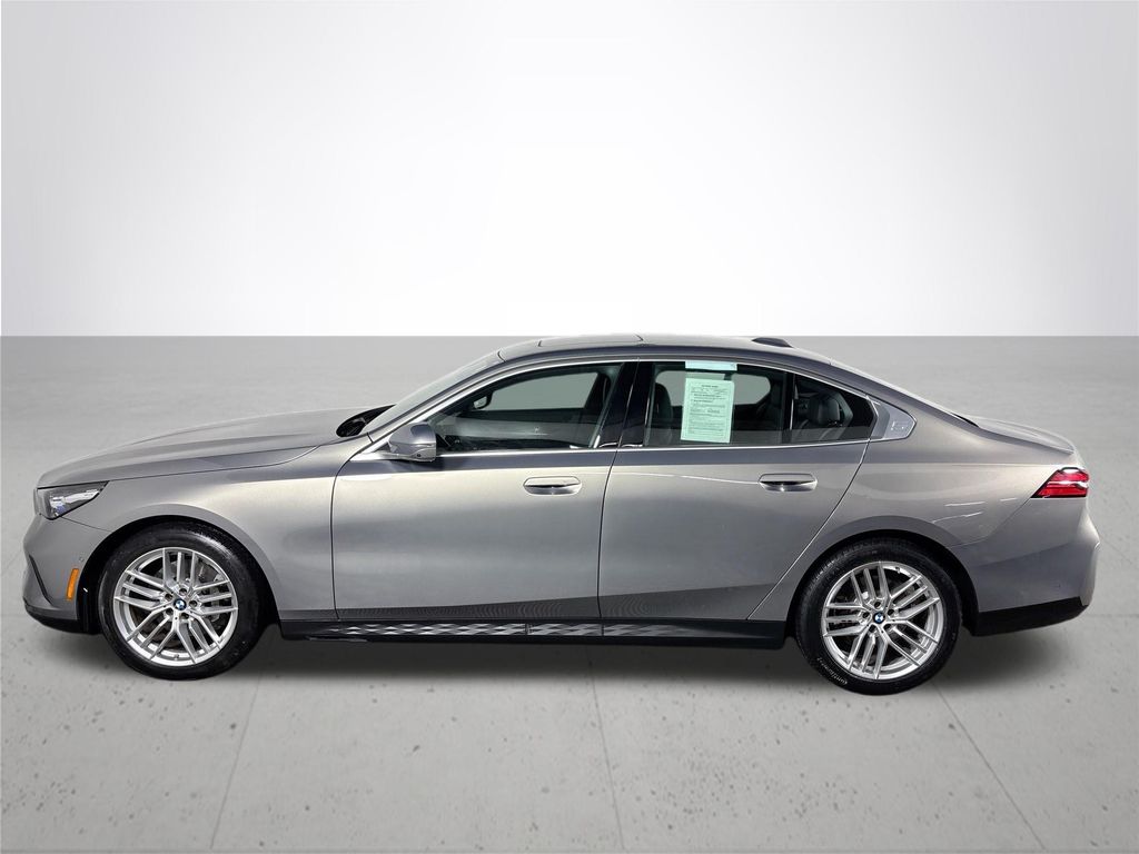2024 BMW 5 Series 530i xDrive