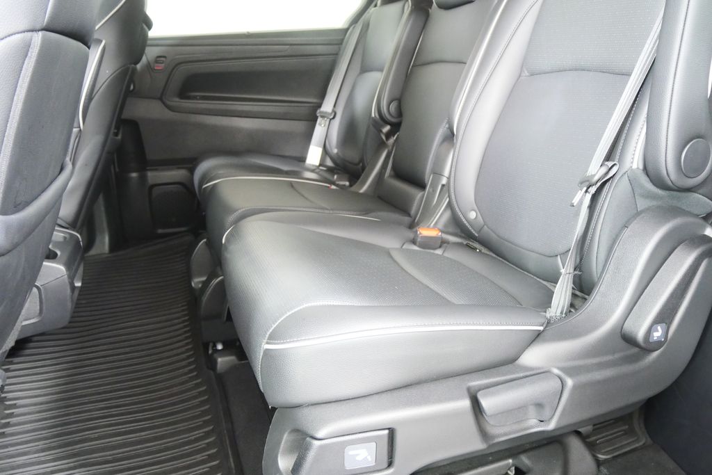 Thumbnail: 2025 Honda Odyssey - 15