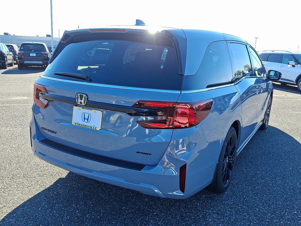 Thumbnail: 2026 Honda Odyssey - 4