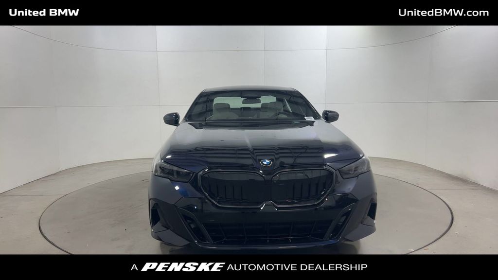 Thumbnail: 2026 BMW 5 Series - 3