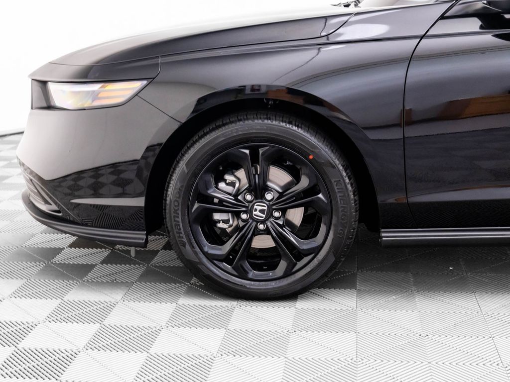 2025 Honda Accord SE photo