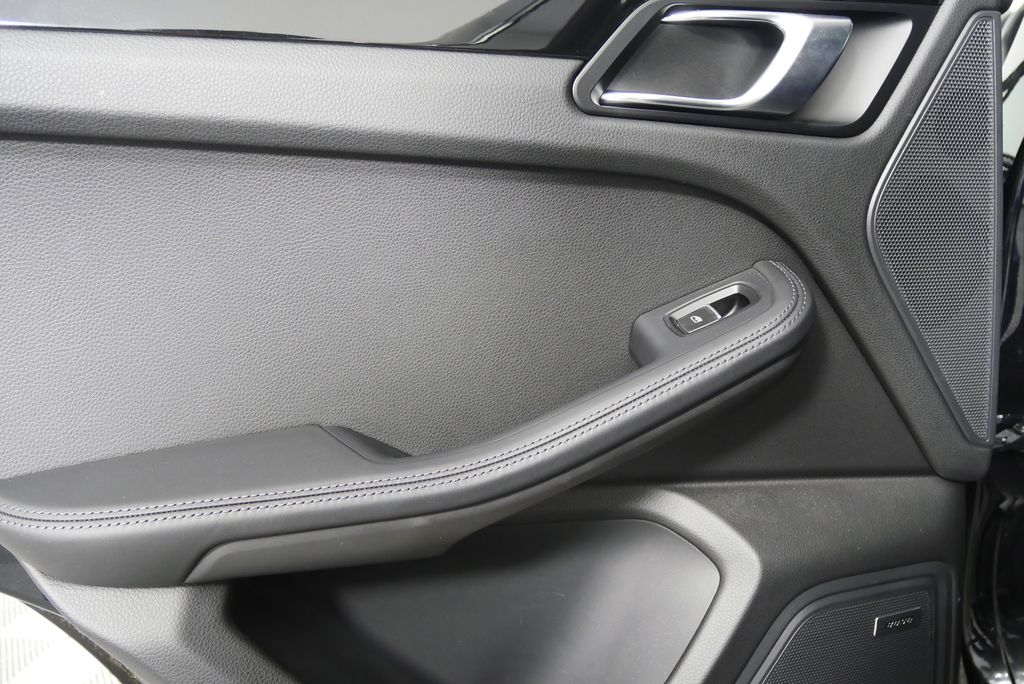 2018 Porsche Macan Turbo 14