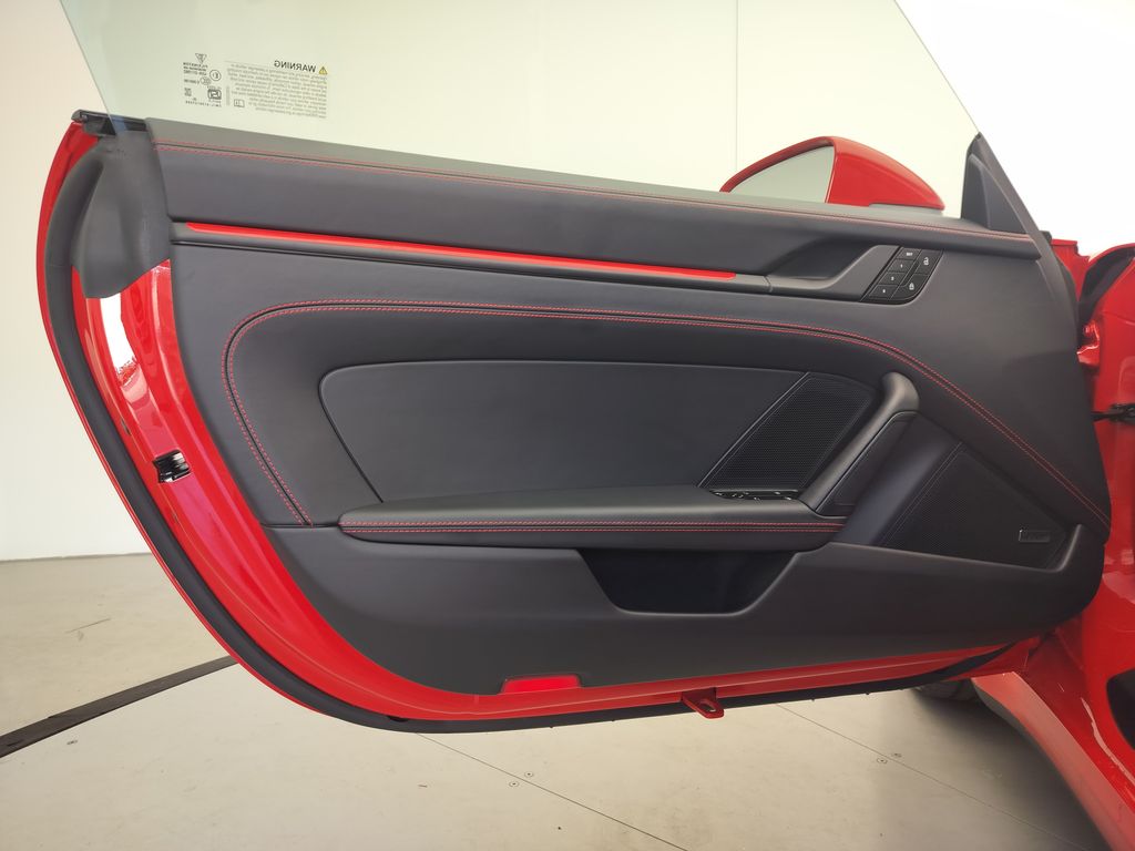 Thumbnail: 2026 Porsche 911 - 17