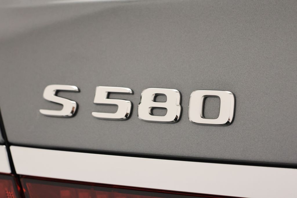 Thumbnail: 2026 Mercedes-Benz S-Class - 9
