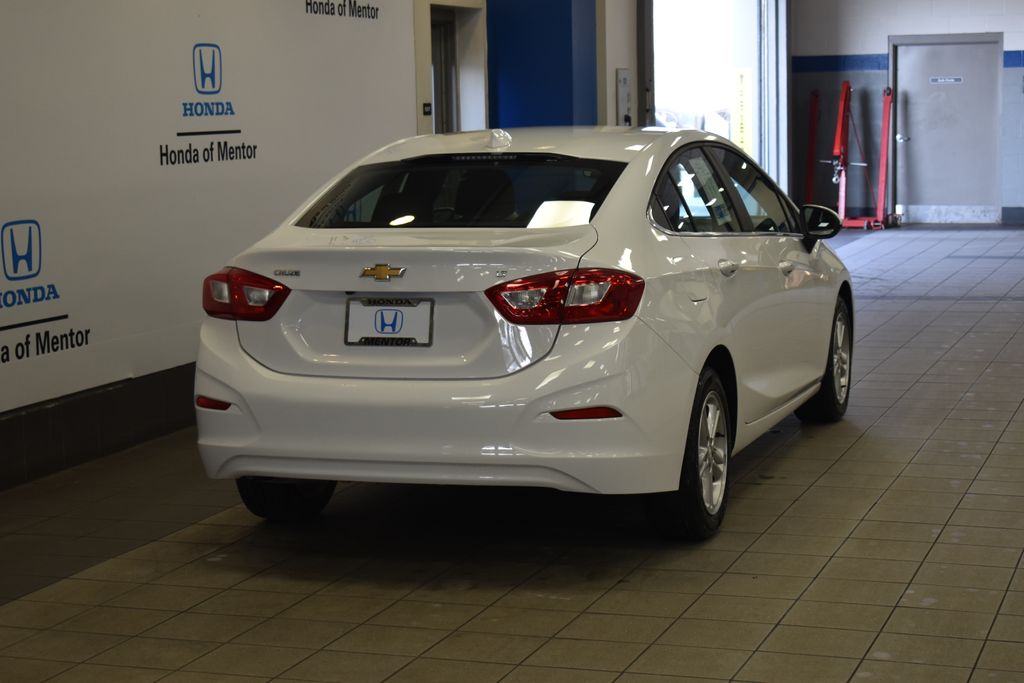 2017 Chevrolet Cruze LT 7