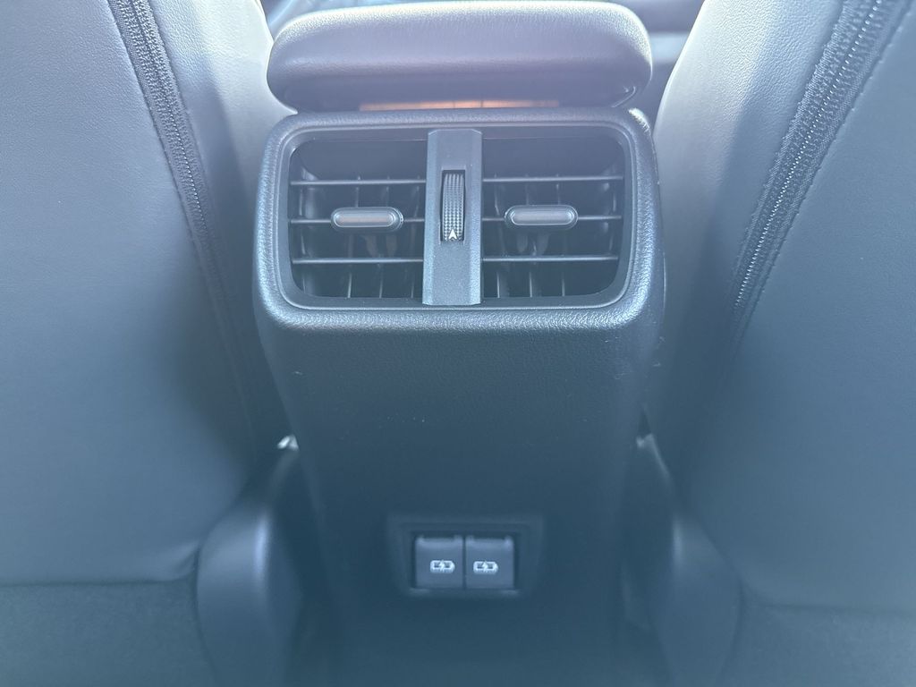 Thumbnail: 2026 Lexus UX - 18