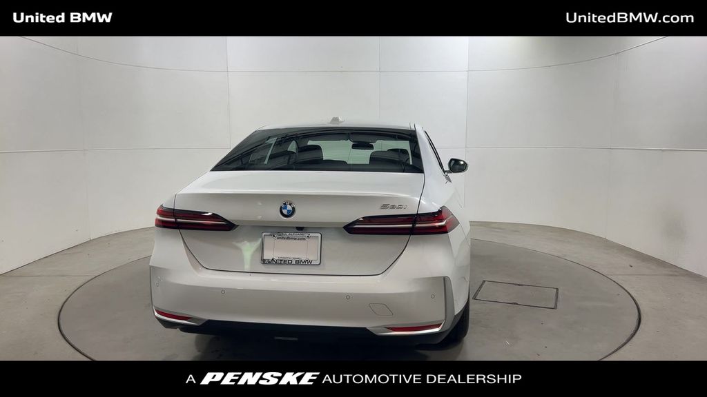 2026 BMW 5 Series 530i 7