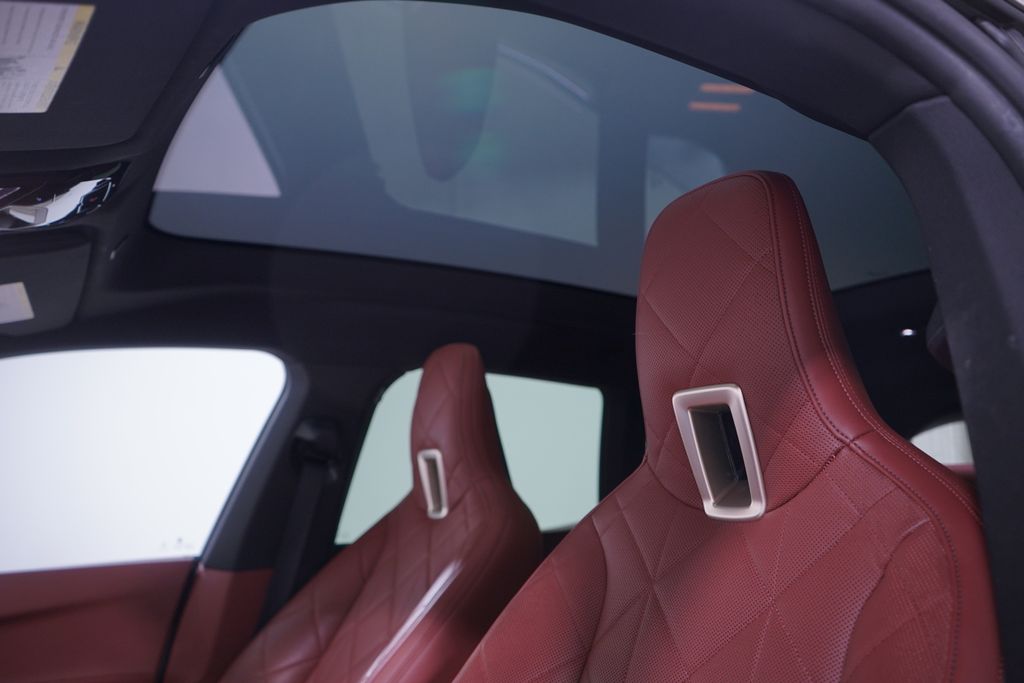 Thumbnail: 2023 BMW iX - 8