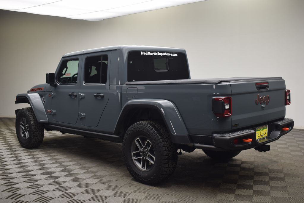 new 2026 Jeep Gladiator car, priced at $57,363