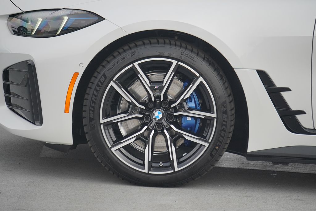 2025 BMW i4 eDrive40 5