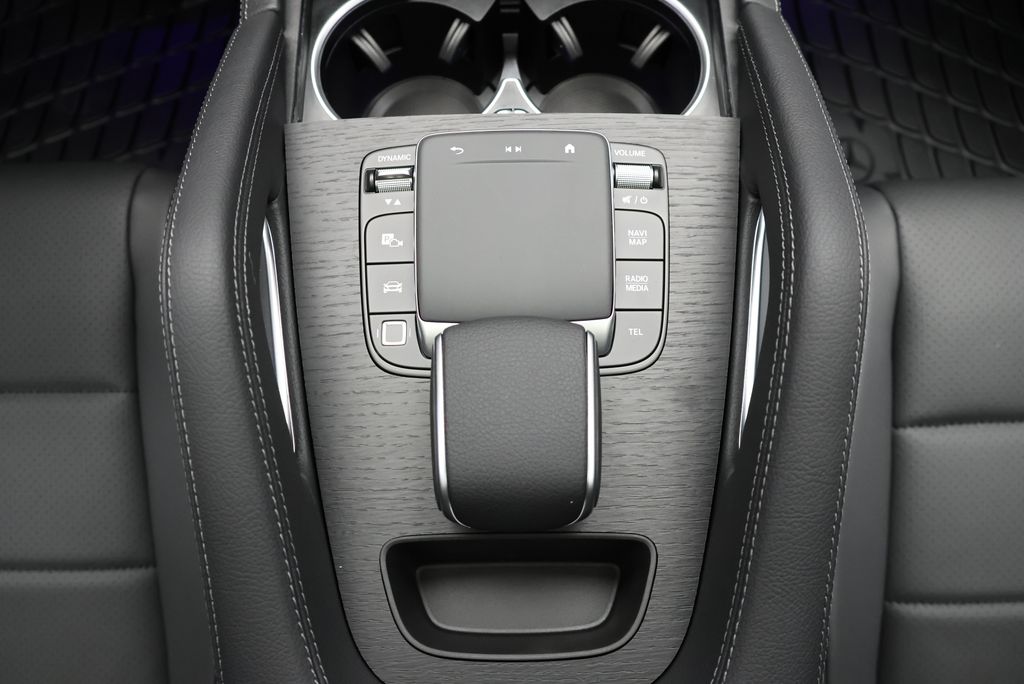 Thumbnail: 2026 Mercedes-Benz GLE - 29