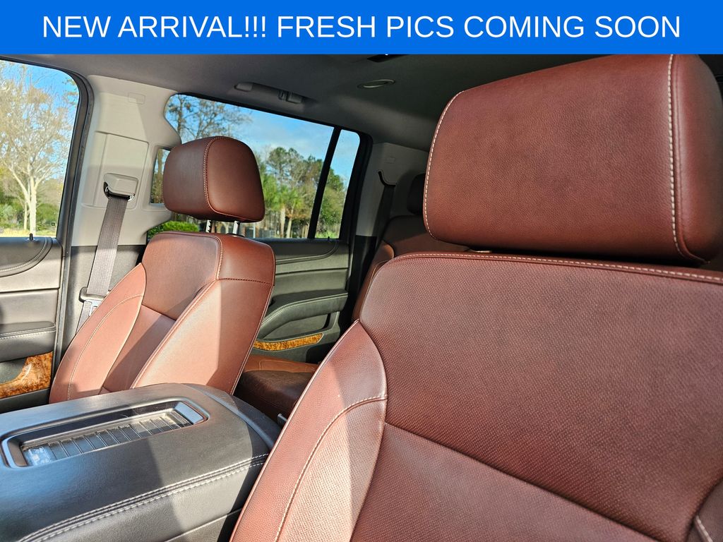 2020 Chevrolet Suburban Premier 11