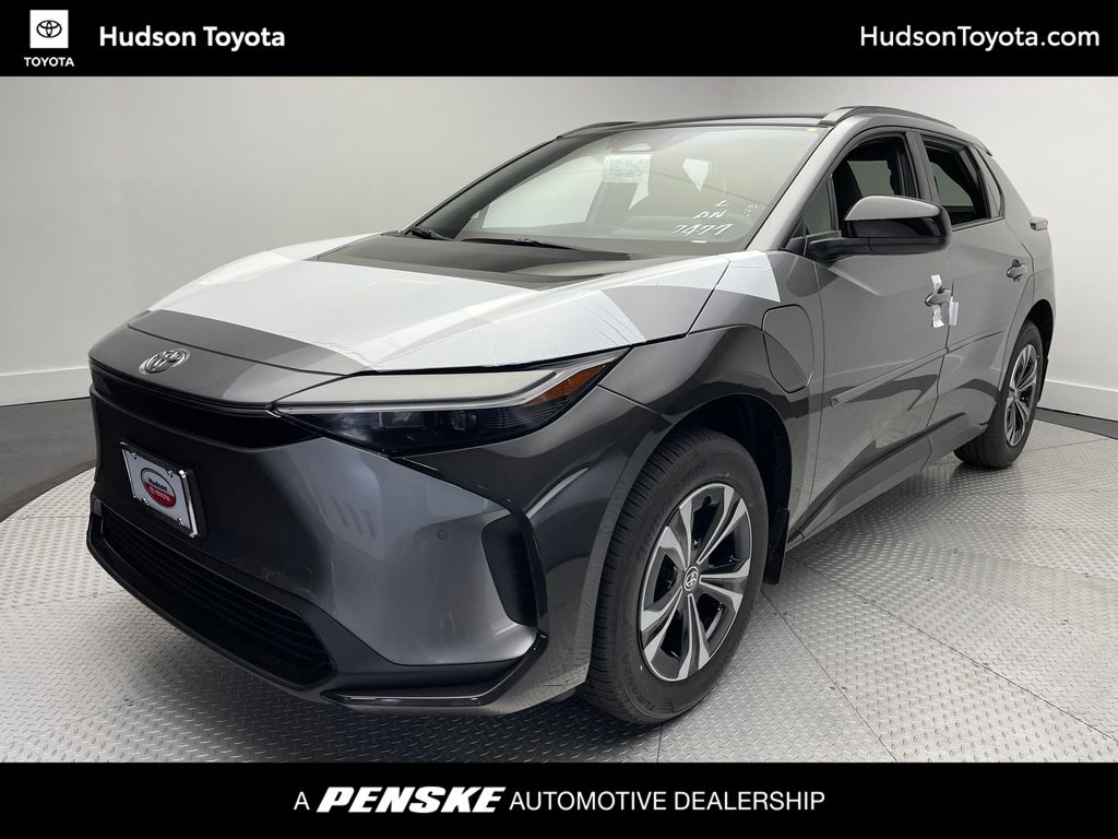 Thumbnail: 2025 Toyota bZ4X - 1