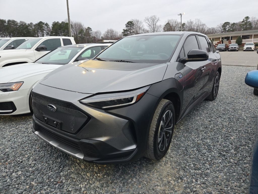 2023 Subaru Solterra Premium's photo