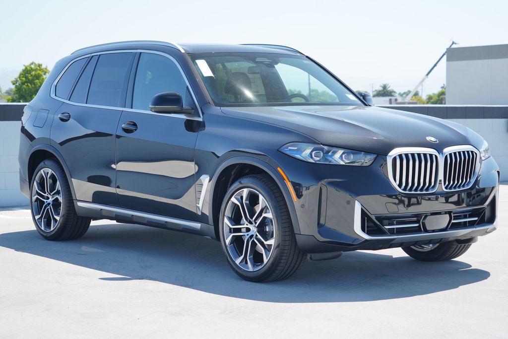 Thumbnail: 2026 BMW X5 - 3