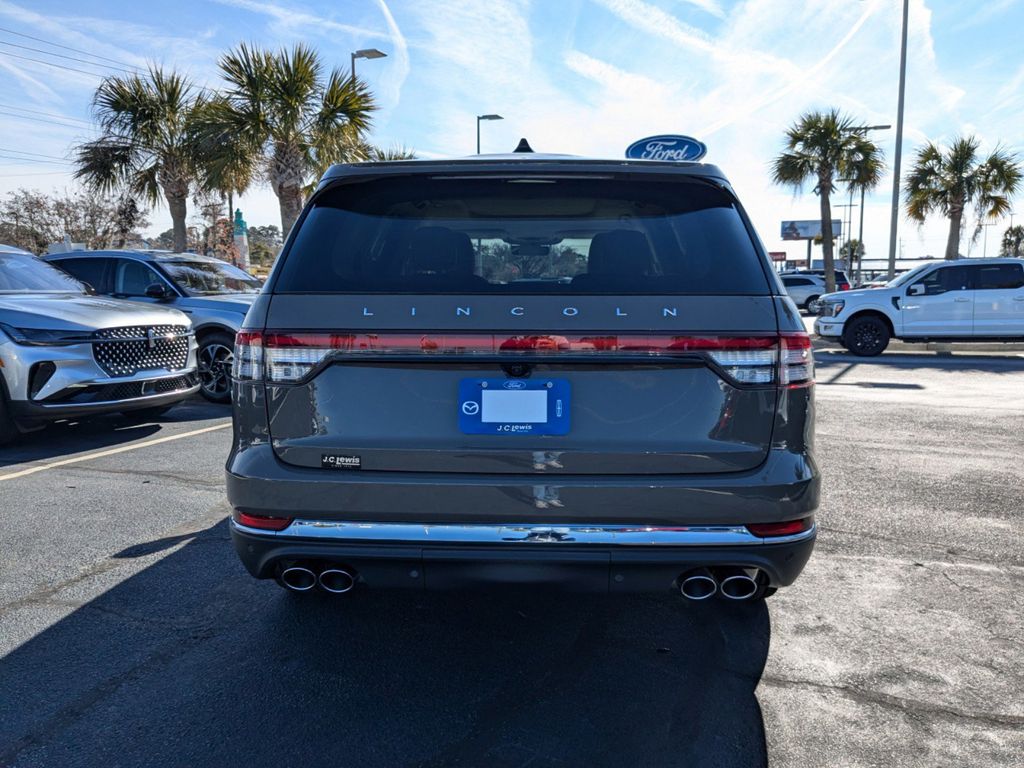 2025 Lincoln Aviator Premiere