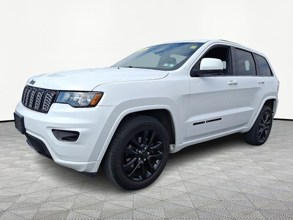 2017 Jeep Grand Cherokee — photo 3