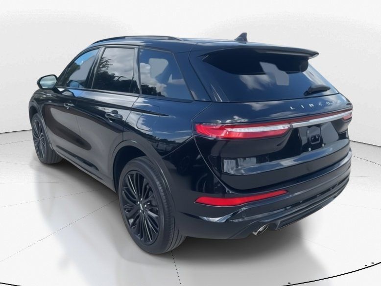 2024 Infinite Black Metallic Clearcoat Lincoln Corsair Reserve FWD SUV