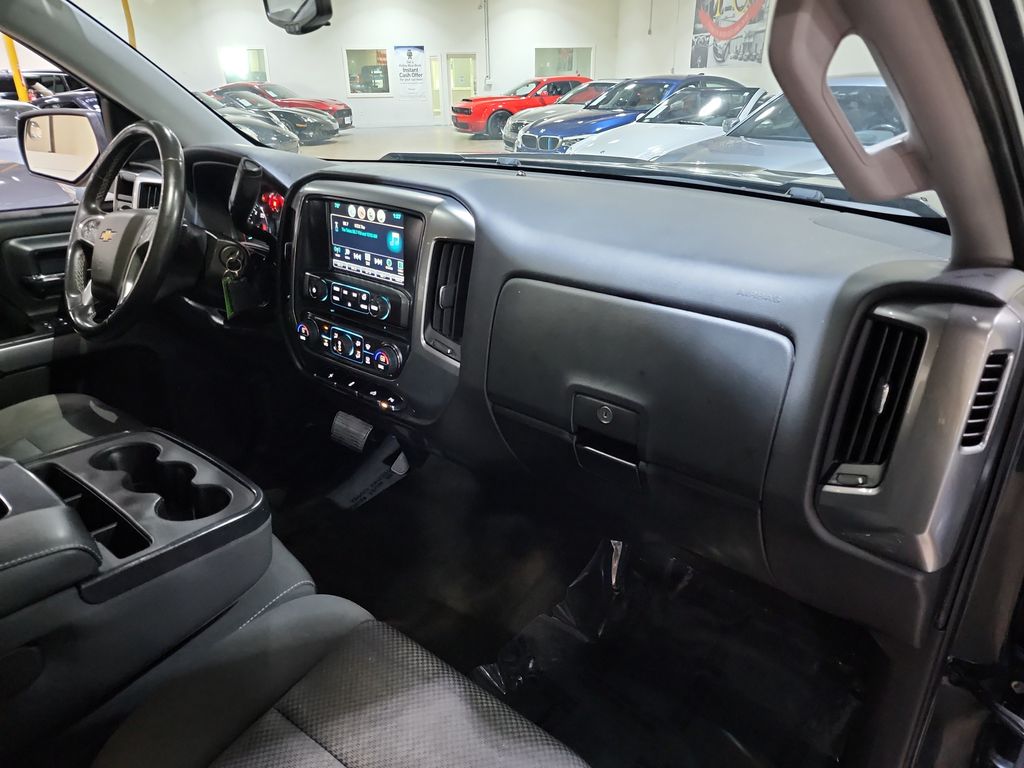 2017 Chevrolet Silverado 1500 LT photo
