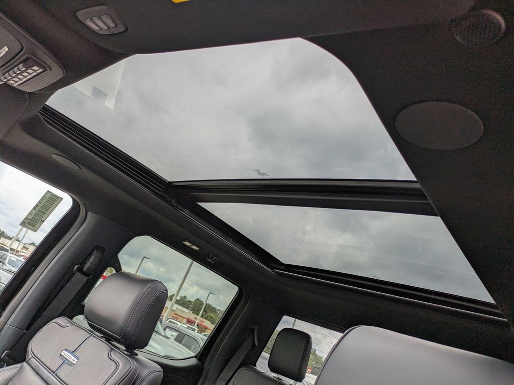 2026 Ford Super Duty F-350 SRW Platinum