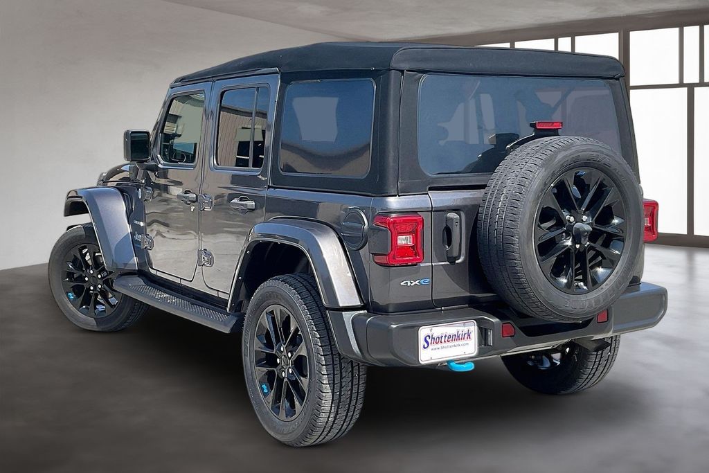Used 2023 Jeep Wrangler SUV