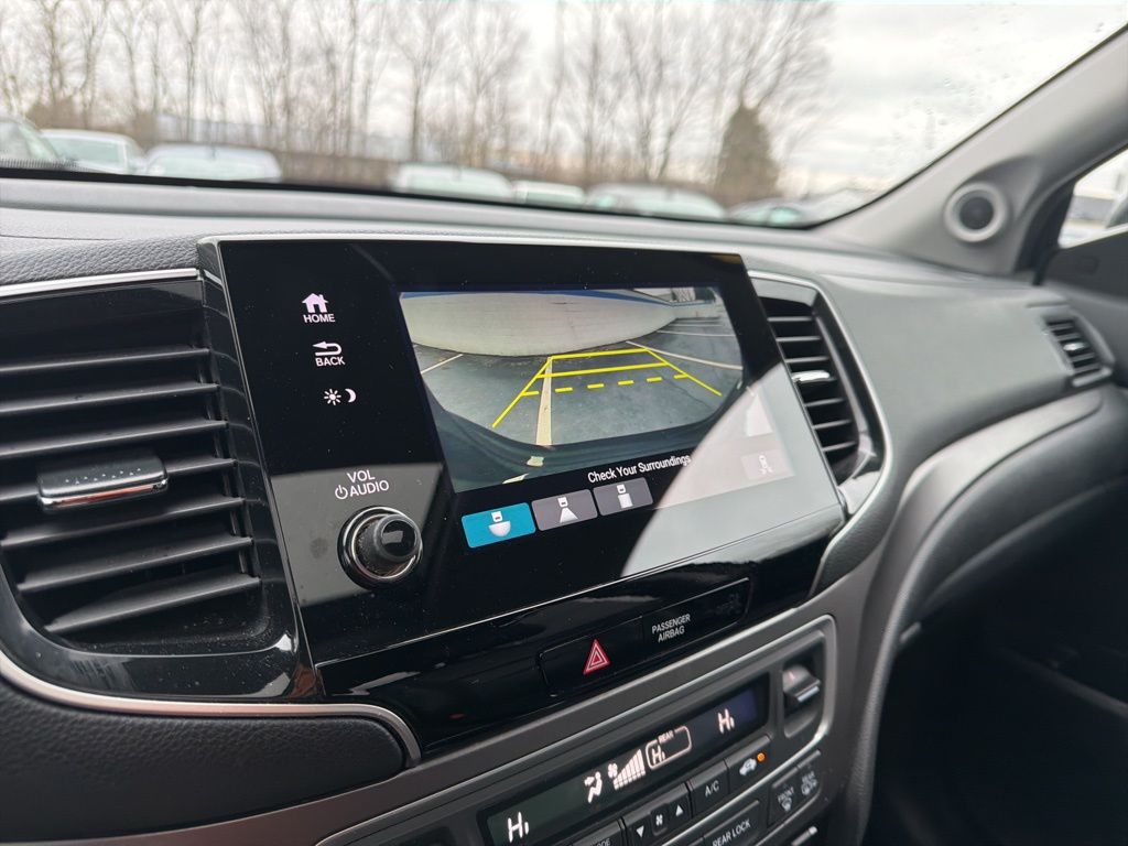 Thumbnail: 2019 Honda Pilot - 32