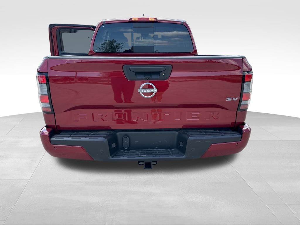 2024 Nissan Frontier SV 21