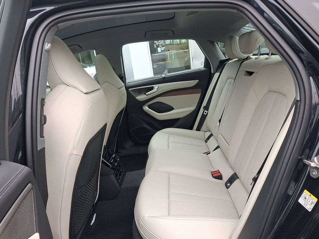 Thumbnail: 2026 Audi A6 - 7