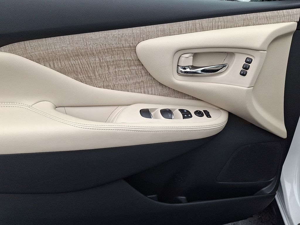 2024 Nissan Murano SL 13