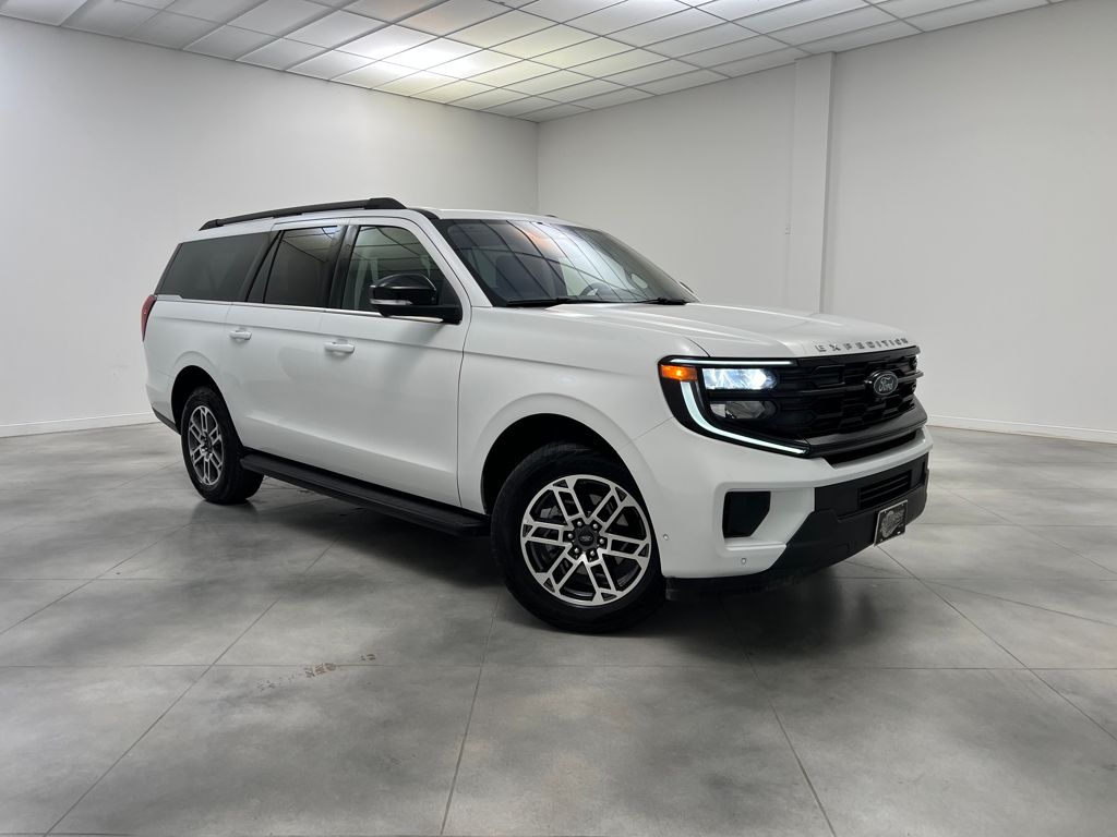 2025 Ford Expedition MAX Active 4WD